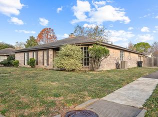 9302 Claridge Dr, Houston, TX 77031