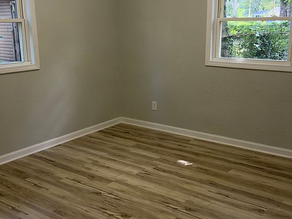 5th image of 942 N 26th St