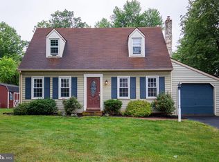 4 Picnic Woods Rd, Lititz, PA 17543