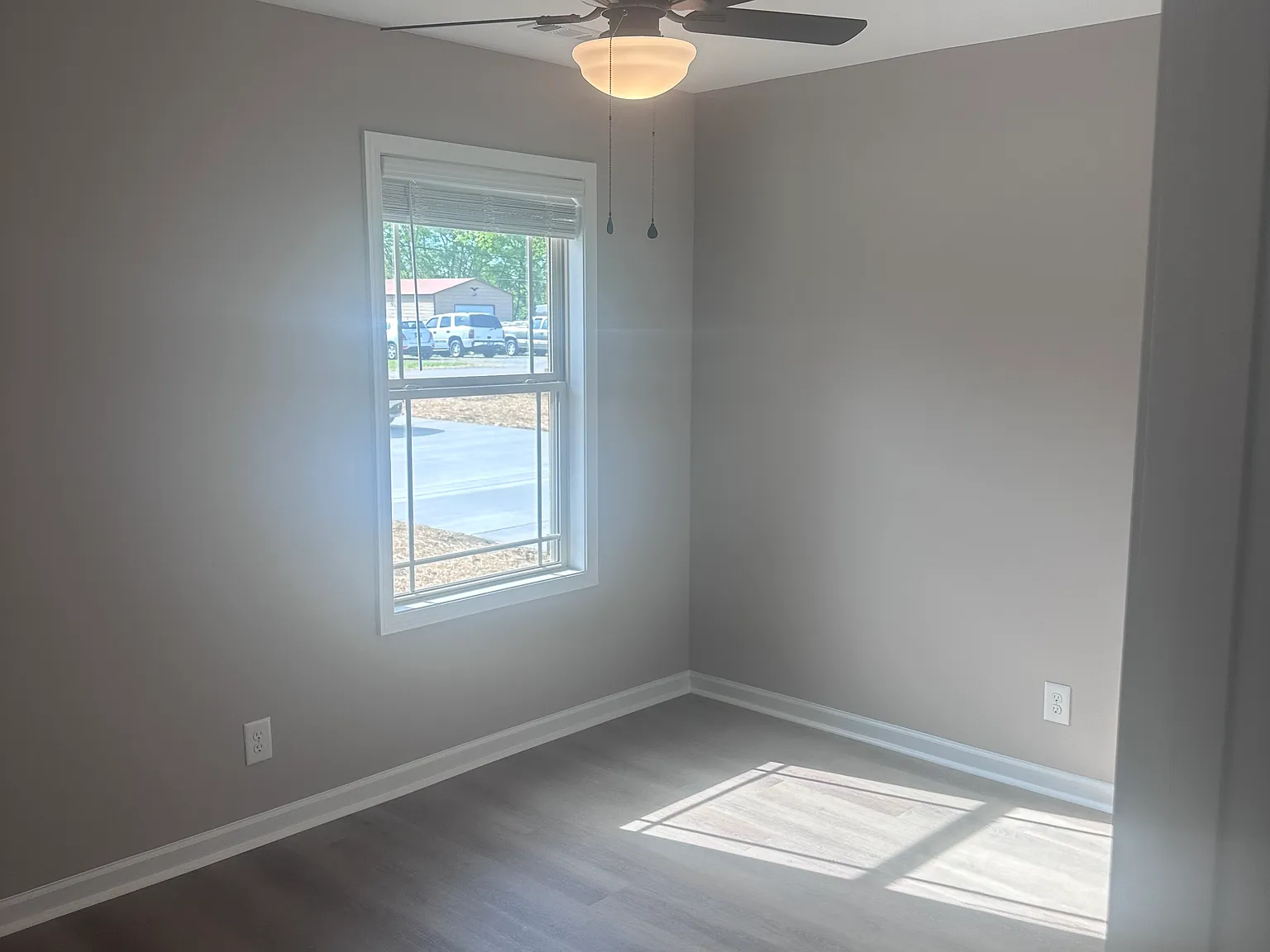2 bed, 1000 sqft, $1,400 — Photo 4