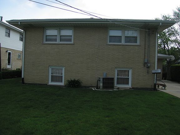 4th image of 10326 S Knox Ave