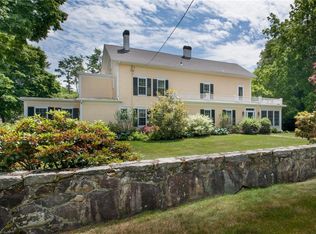 158 Division St, East Greenwich, RI 02818