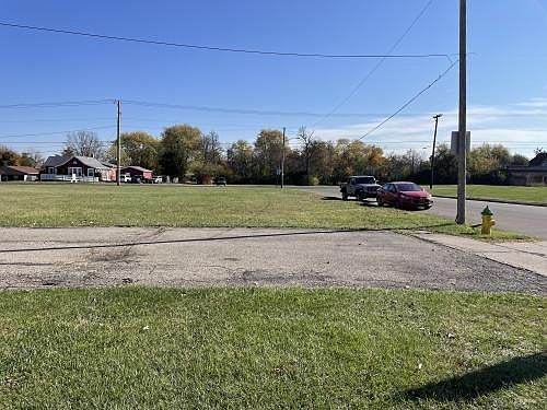 3rd image of 3031 Garvin Rd APT C