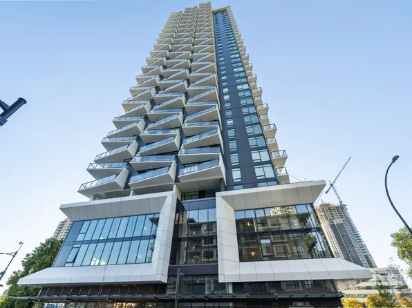 2181 Madison Ave #3010, Burnaby, BC V5C 0N4