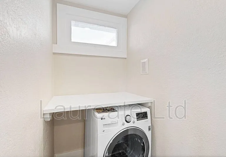 252 N Lincoln St #4 — Photo 11