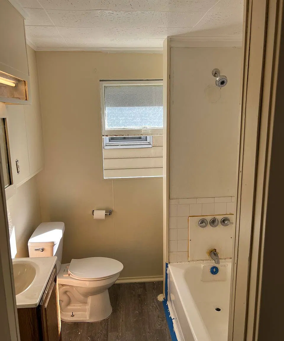3716 Willys Pkwy — Photo 2