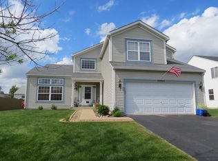 20462 Coventry Ln, Crest Hill, IL 60403