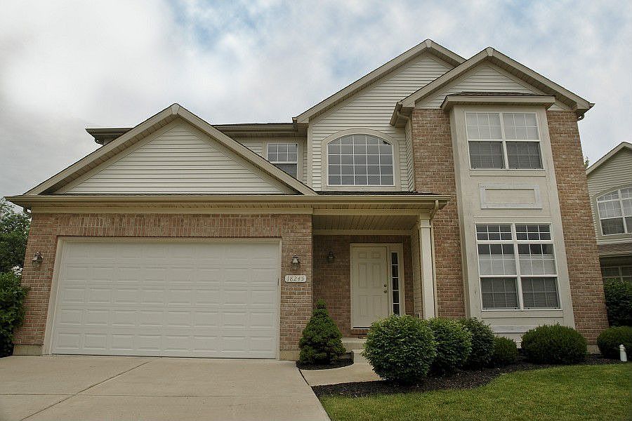 1st image of 18245 W Banbury Dr