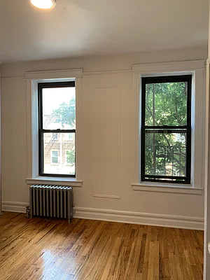 Rented by Page Real Estate | media 18