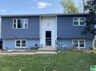 1405 3rd St, Onawa, IA 51040