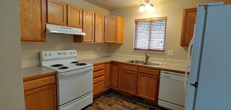 1st image of 1605 12th St APT 1