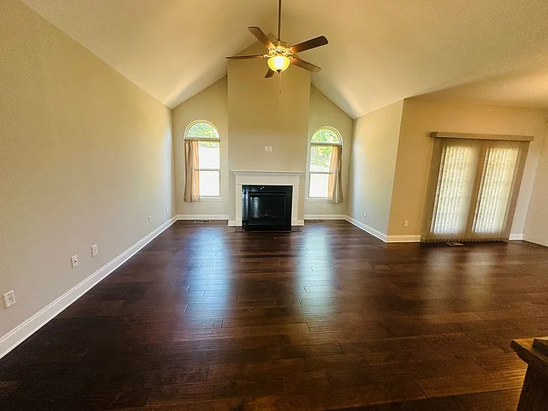 6311 Lantern Ridge Ln — Photo 3