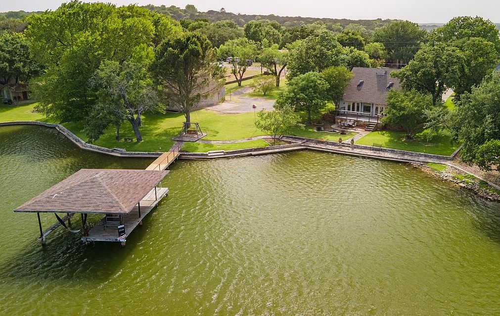 1311 Comanche Cove Ct, Granbury, TX 76048 | Zillow