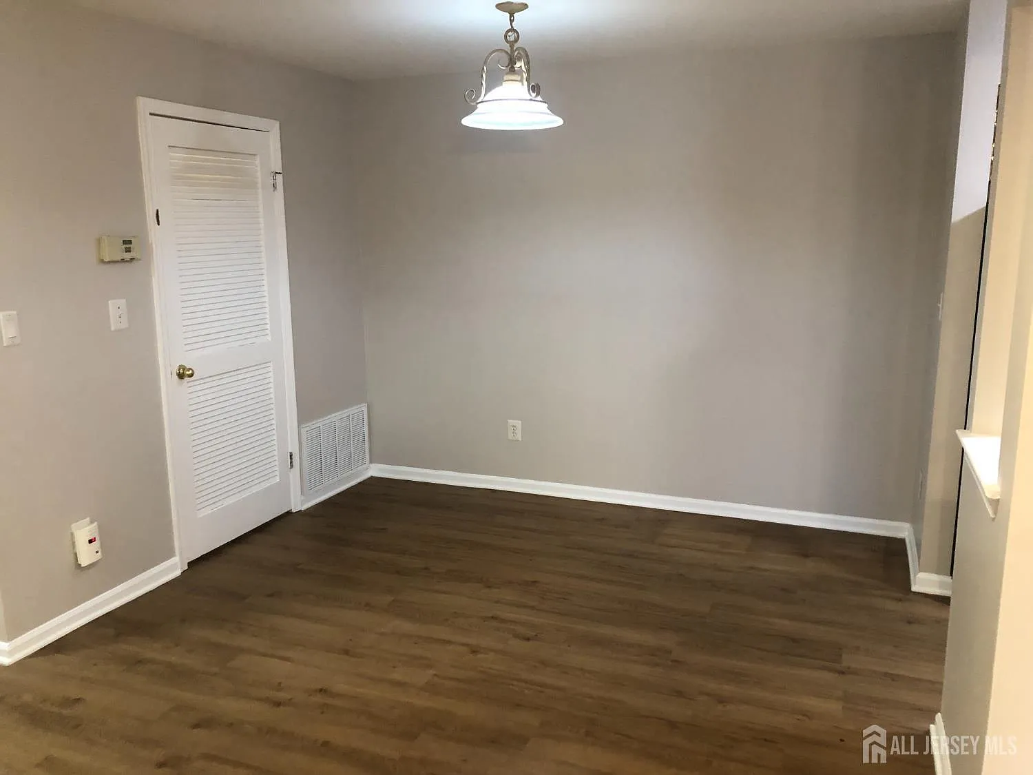 2 bed, 2.0 bath, $2,300 — Photo 4