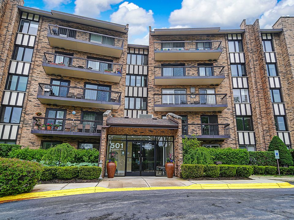 1st image of 501 Lake Hinsdale Dr APT 404