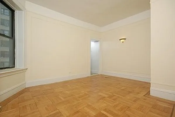 Rented by Raz Realty | media 2