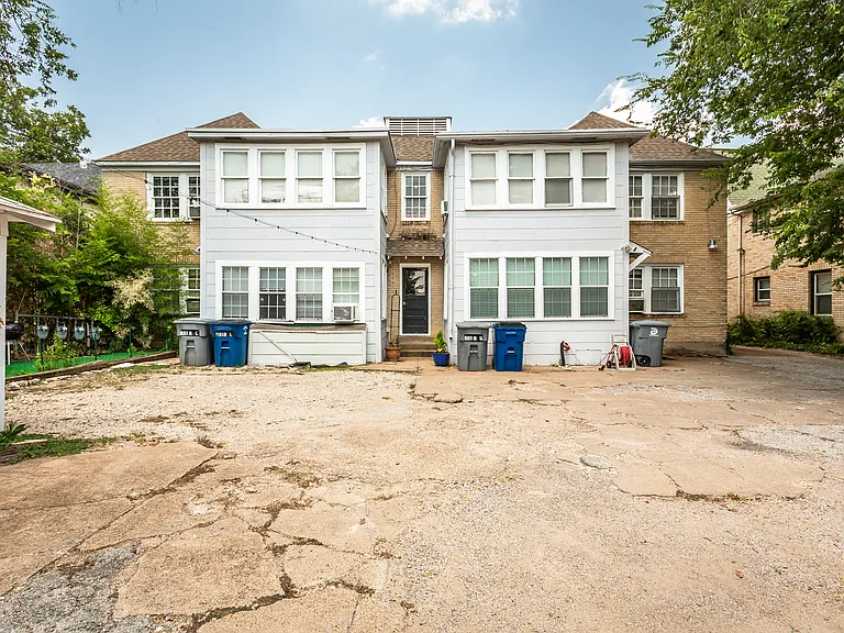 5918 La Vista Dr #3 — Photo 33