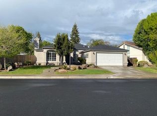 1719 Athens Ave, Clovis, CA 93611