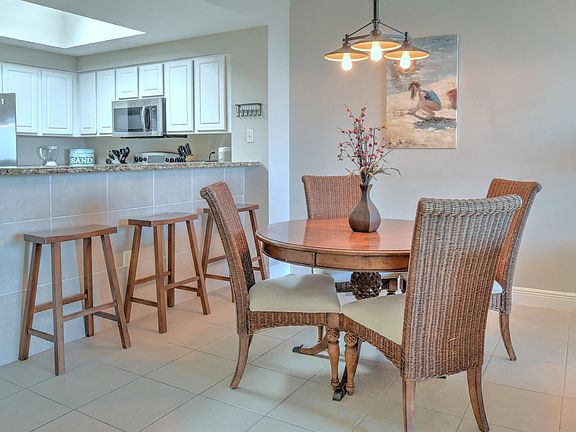 5th image of 122 Seascape Dr Unit 604