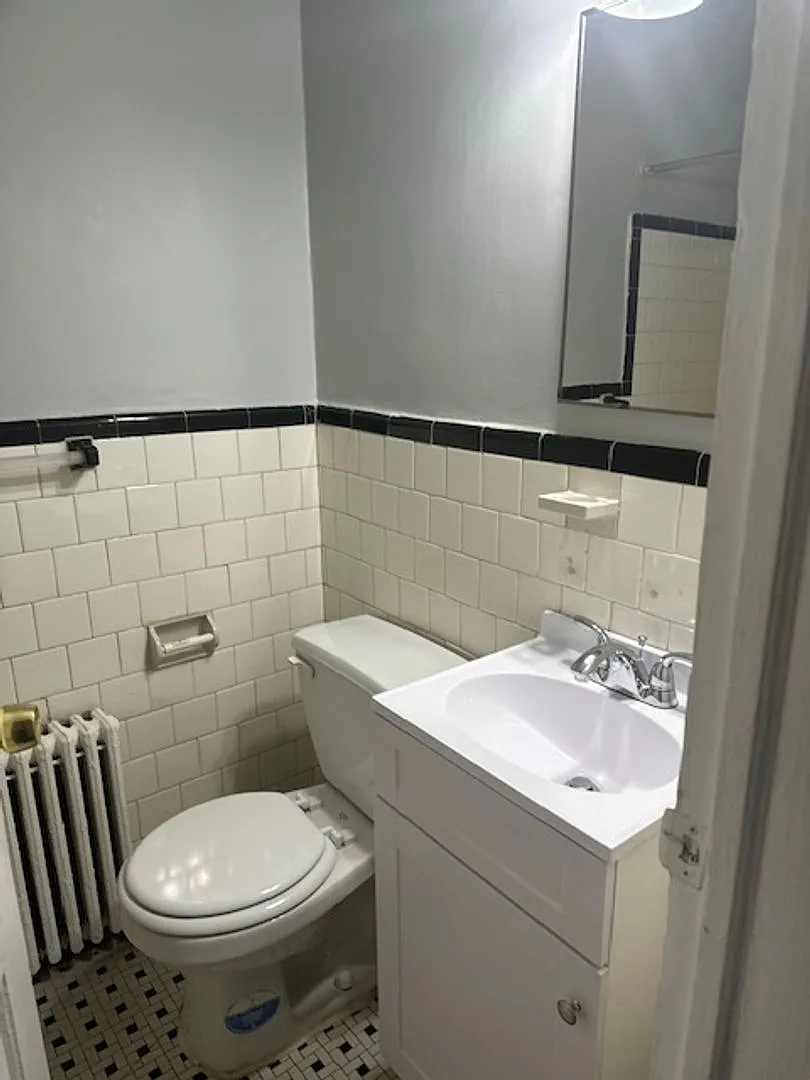 1124 16TH ST NE — Photo 4