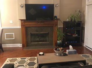 653 W Briar Pl #2, Chicago, IL 60657