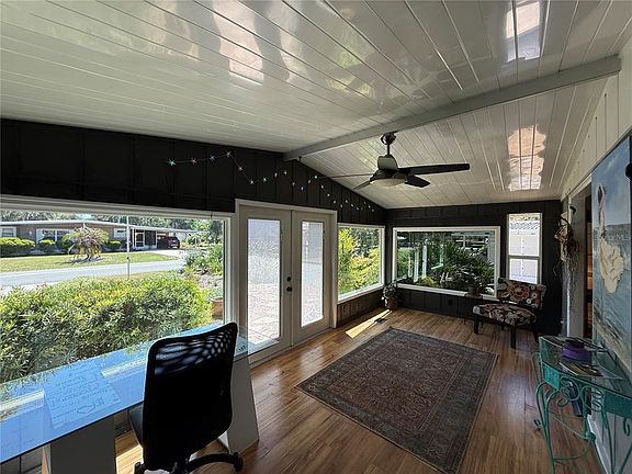5th image of 9 S Bobwhite Rd
