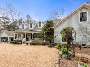 357 Mountain Rd, Hamilton, GA 31811