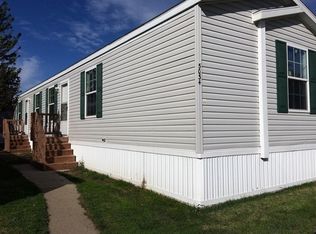 40050 N Cornwall Cir, Sterling Heights, MI 48310