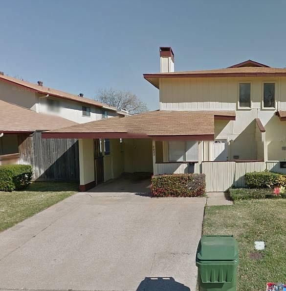 2nd image of 2823 Ursa Cir