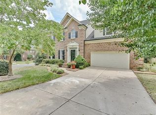 4819 Biltmore Forest Dr, Matthews, NC 28105