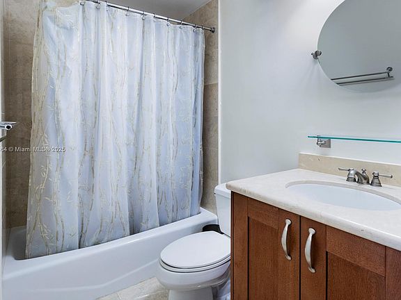 4th image of 118 Zamora Ave APT 201