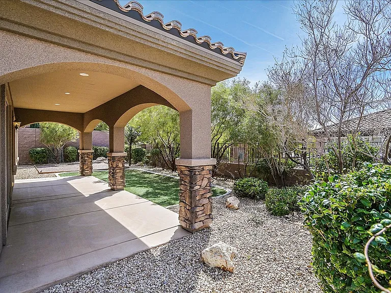 2809 Sisteron Ct — Photo 20
