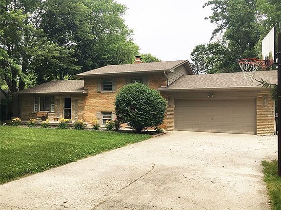 2nd image of 7711 S Sherman Dr