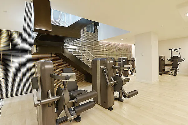 Rented by Solow Realty | media 26