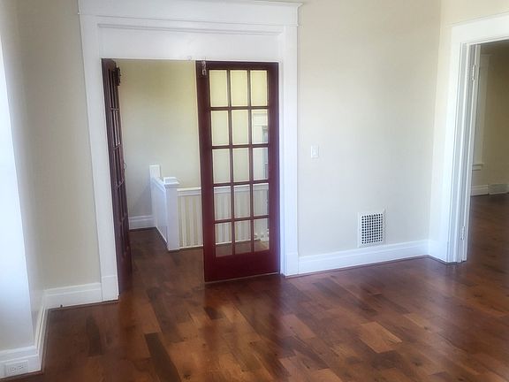 5th image of 415 Wohlers Ave #2