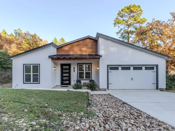 273 Tahitian Dr, Bastrop, TX 78602