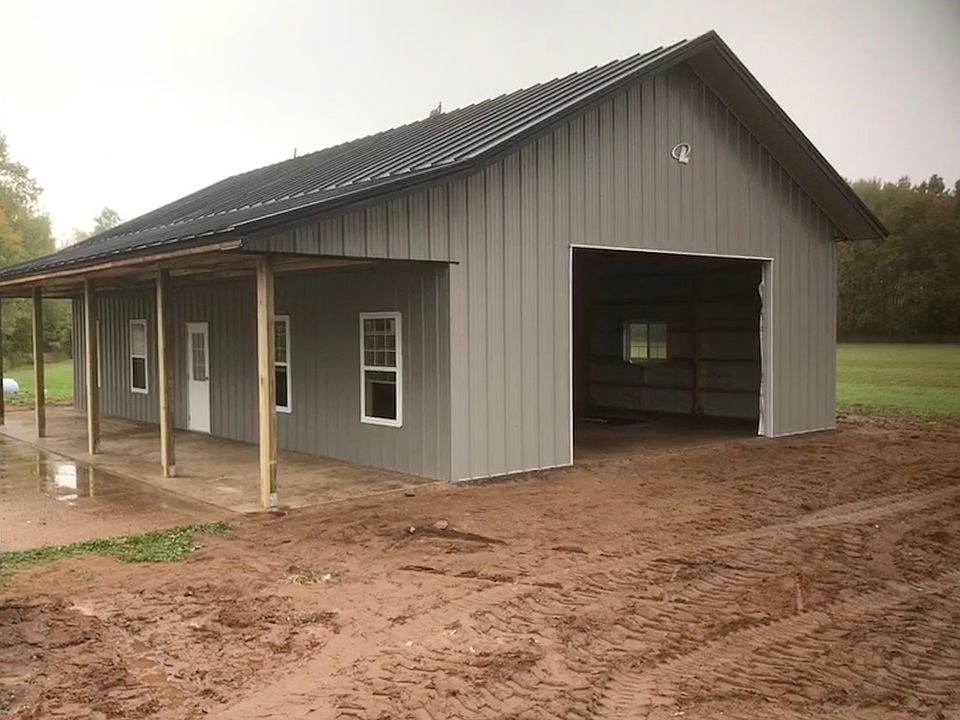 2nd image of 42705 Fox Rd