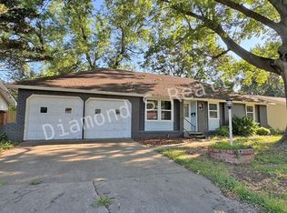 1417 W Berkeley St, Springfield, MO 65807