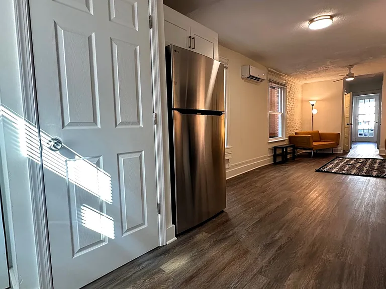 3203 Ellwood Ave #A — Photo 5