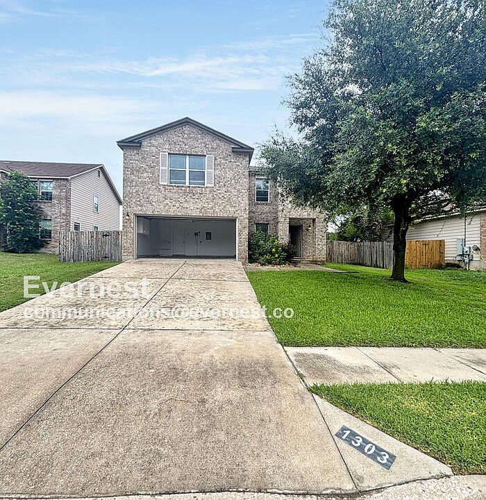 1st image of 1303 Casa Blanca Cv