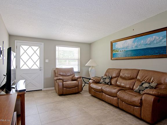 3rd image of 1116 OCEANWOOD Drive N