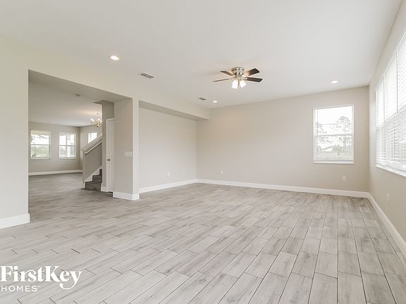 5th image of 3512 Warbler Way