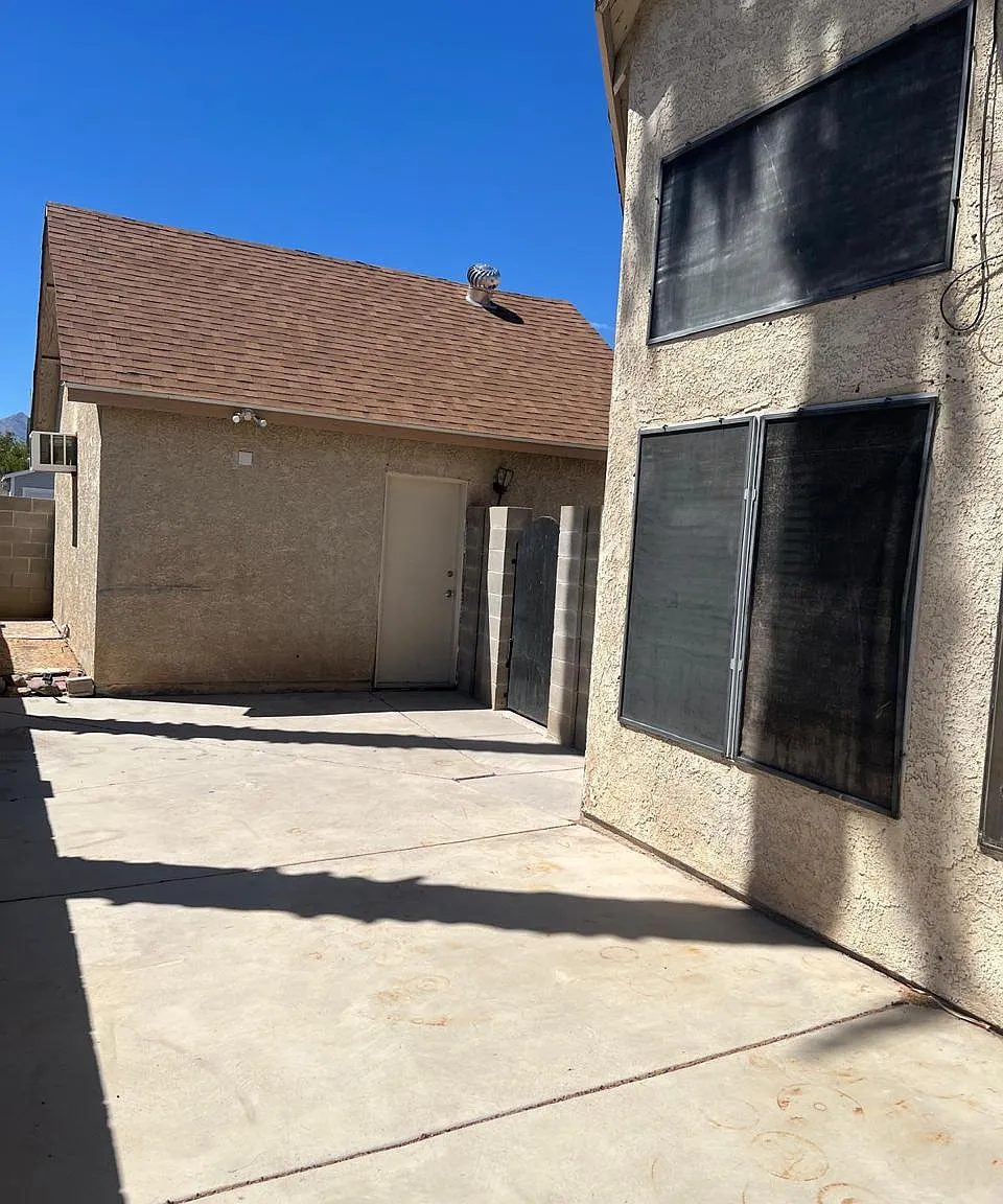 4 bed, 1396 sqft, $1,800 — Photo 3