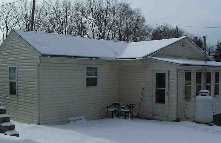 2nd image of 61 Metropolitan Ave
