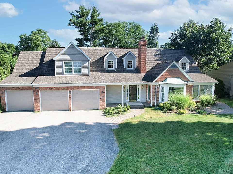 1688 Northlawn Blvd