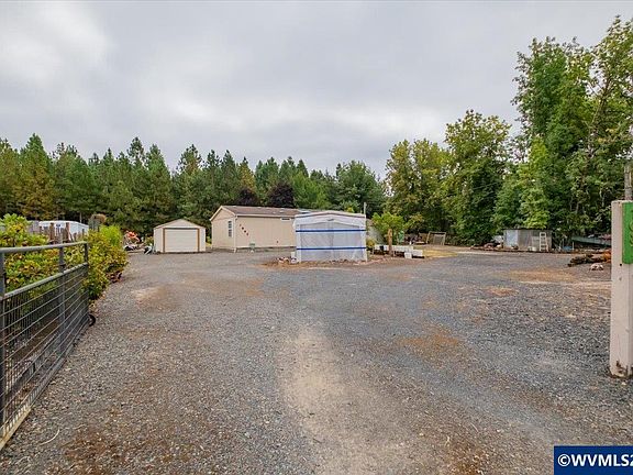 2nd image of 1087 38th Ave
