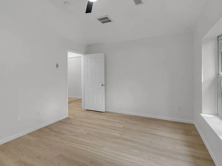 16413 Danika Oak Dr — Photo 20