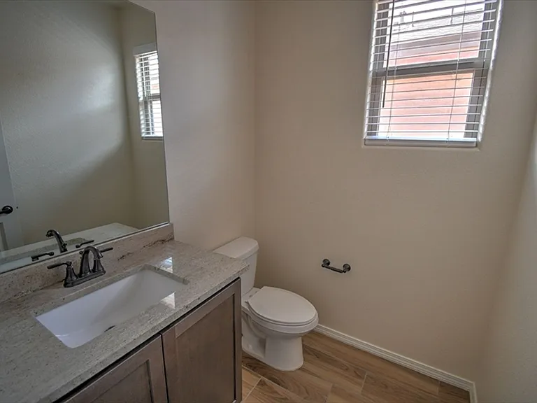 4461 Golden Eagle Loop NE — Photo 4
