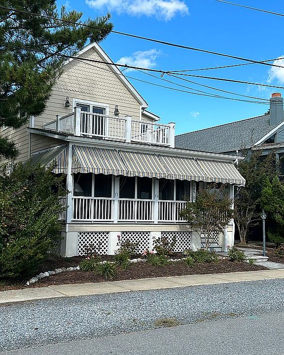1st image of 105 1st St