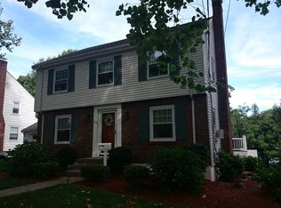 20 Carlson Cir, West Roxbury, MA 02132